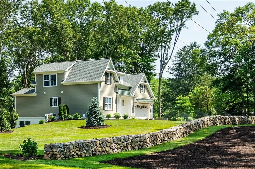 520 Greenbush Road Warwick RI 02818