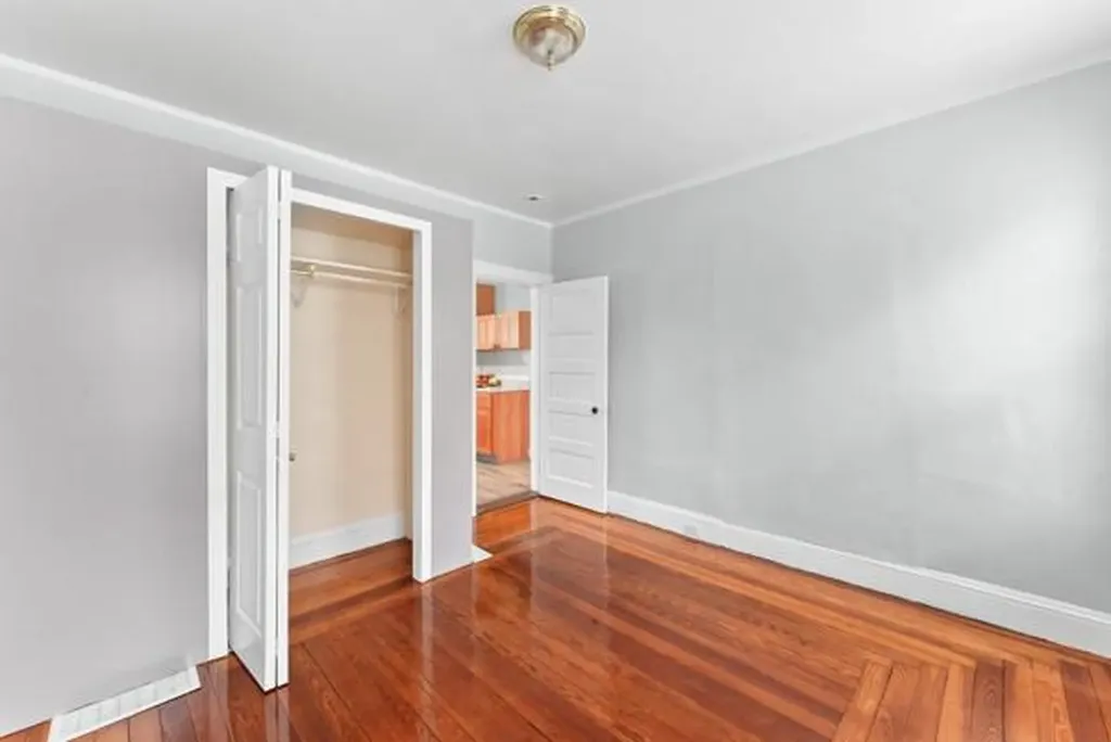 112 Pomona Avenue Providence RI 02908