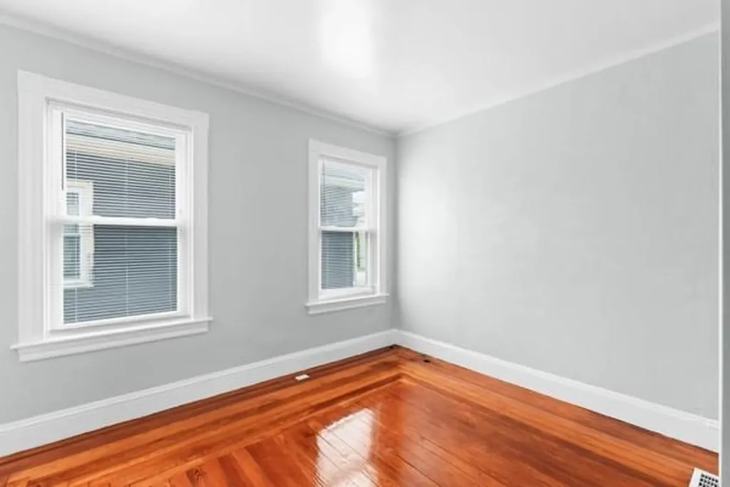 112 Pomona Avenue Providence RI 02908