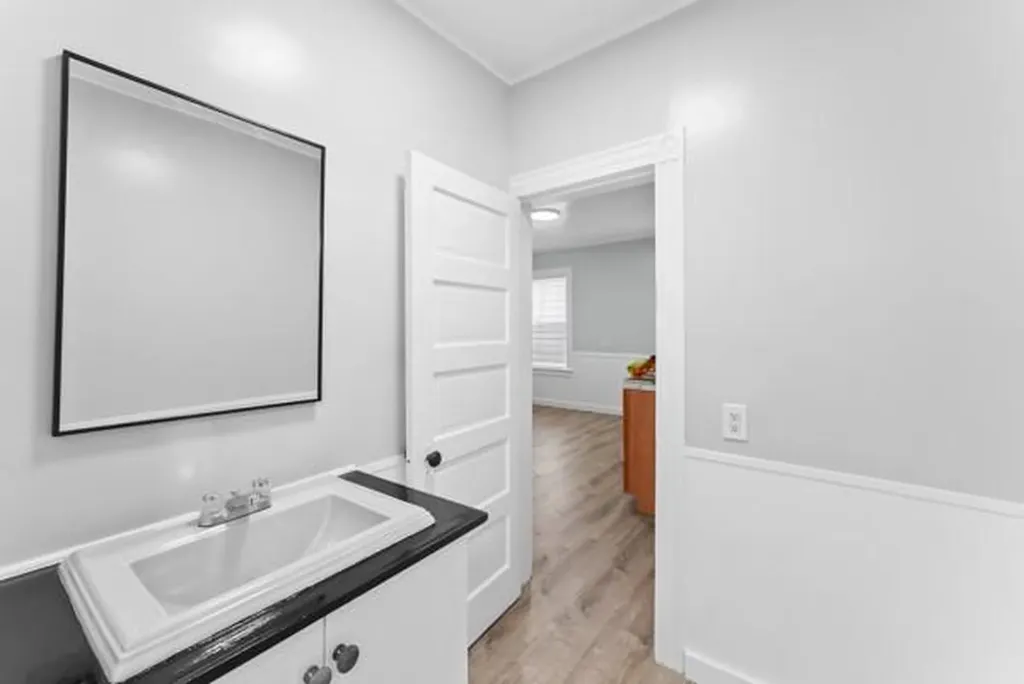 112 Pomona Avenue Providence RI 02908