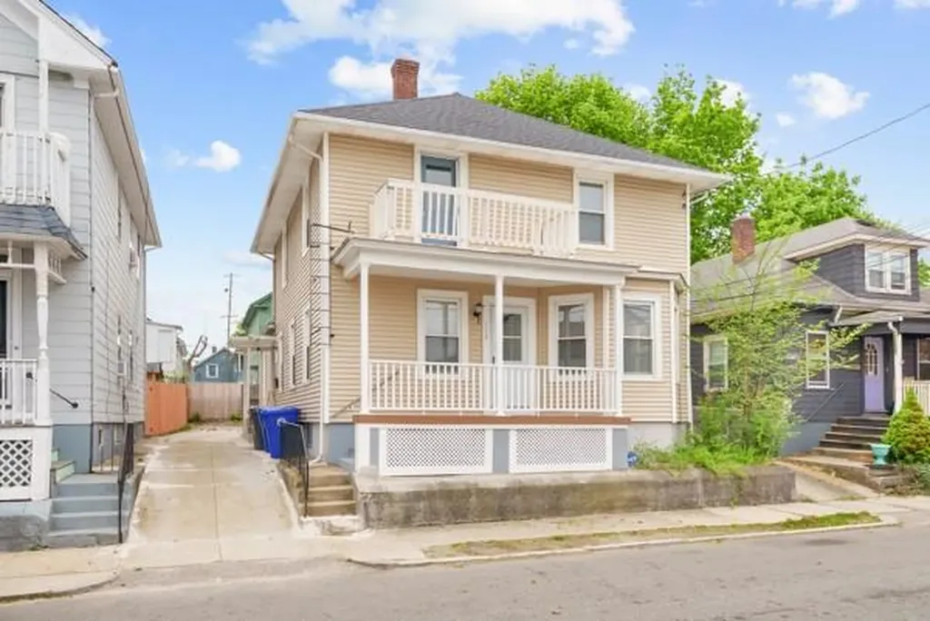 112 Pomona Avenue Providence RI 02908