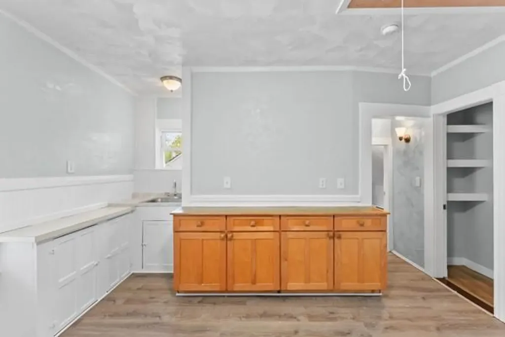 112 Pomona Avenue Providence RI 02908