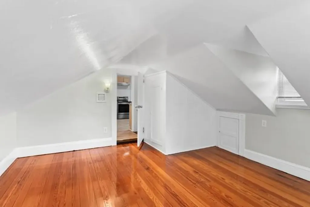 112 Pomona Avenue Providence RI 02908