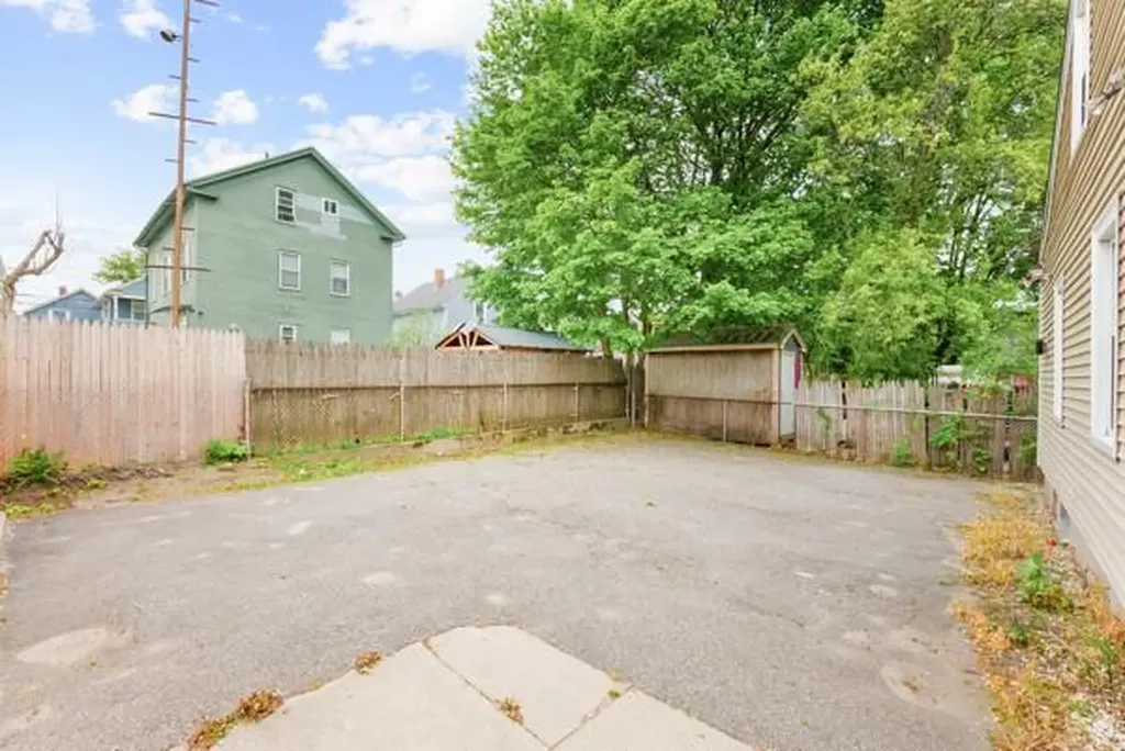 112 Pomona Avenue Providence RI 02908