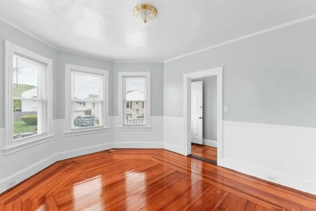 112 Pomona Avenue Providence RI 02908