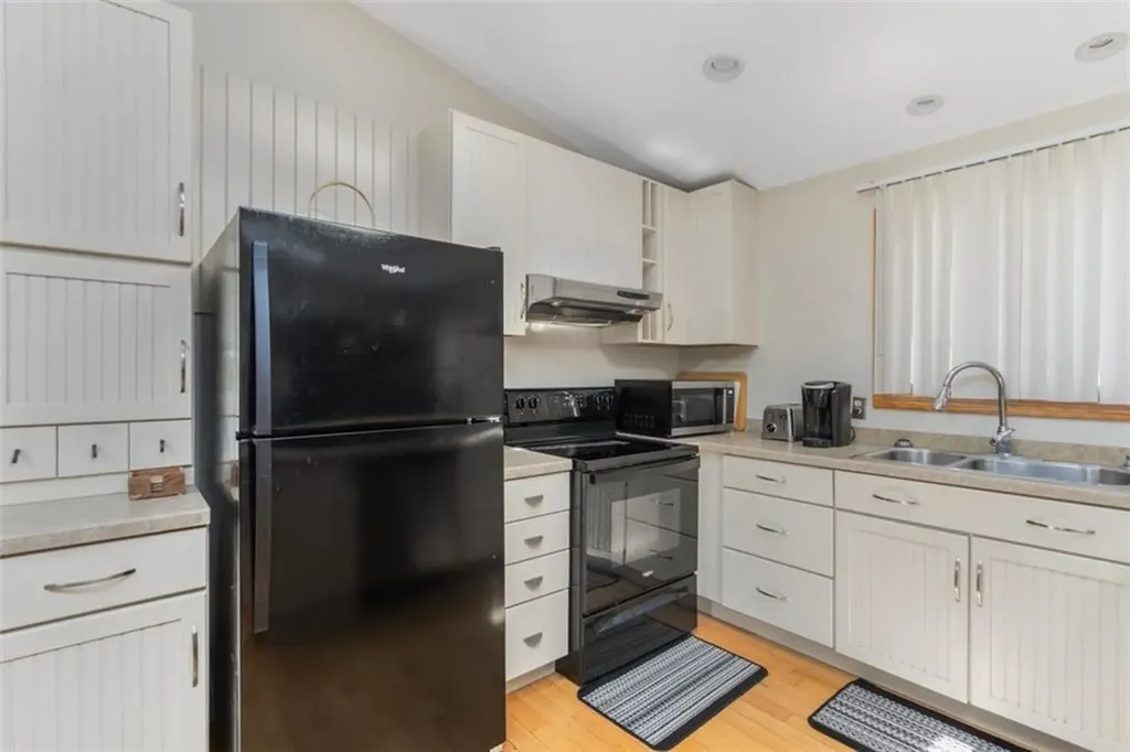 50 Fairview Avenue West Warwick RI 02893
