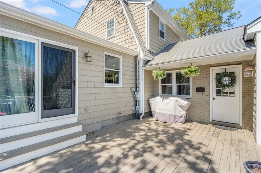 50 Fairview Avenue West Warwick RI 02893