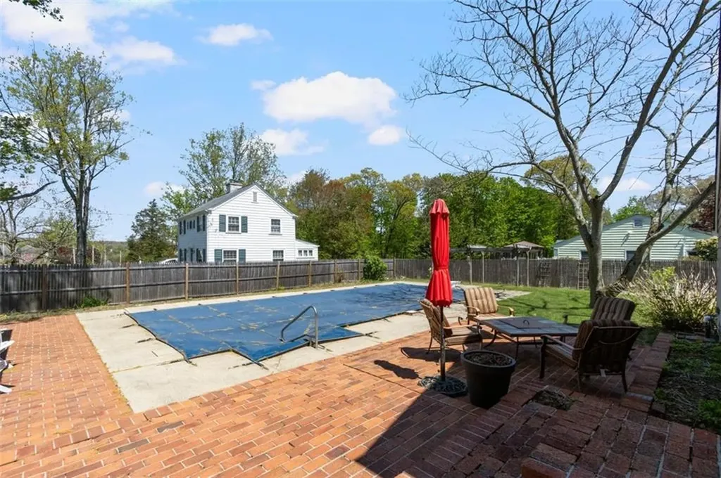 50 Fairview Avenue West Warwick RI 02893