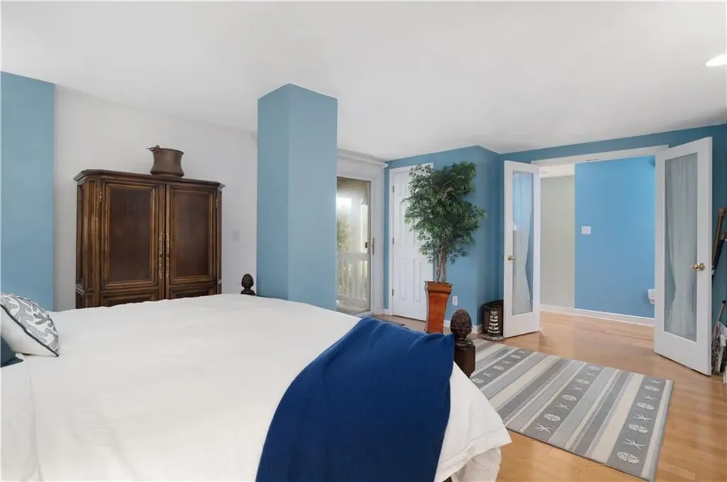 84 Dundas Avenue Warwick RI 02888