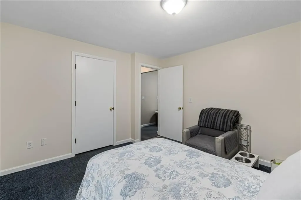 637 Read School House Road Coventry RI 02816