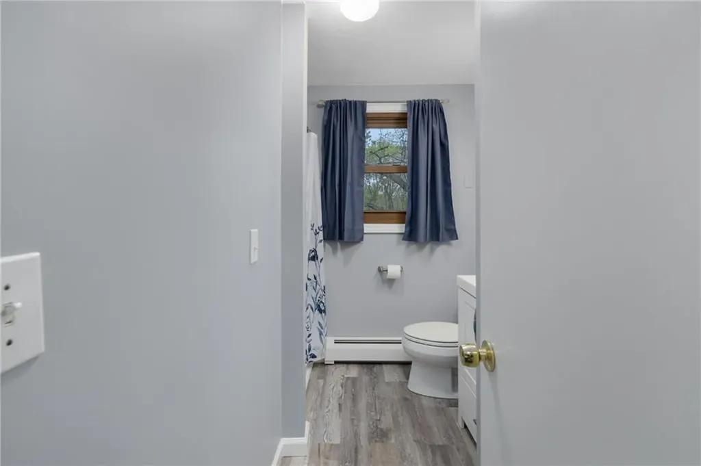 637 Read School House Road Coventry RI 02816