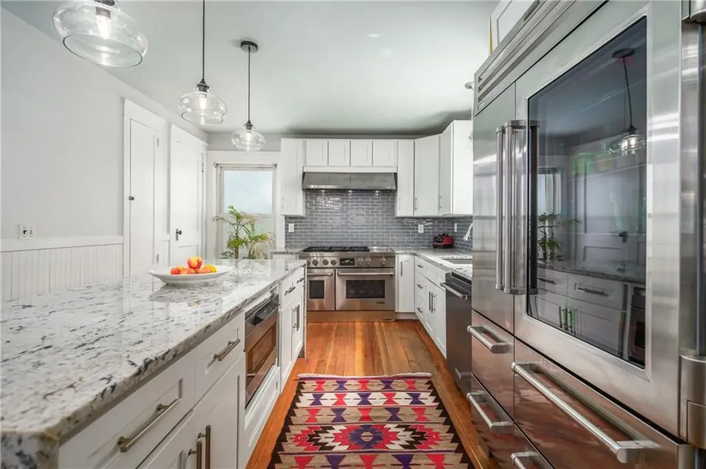 190 Lexington Avenue Providence RI 02907