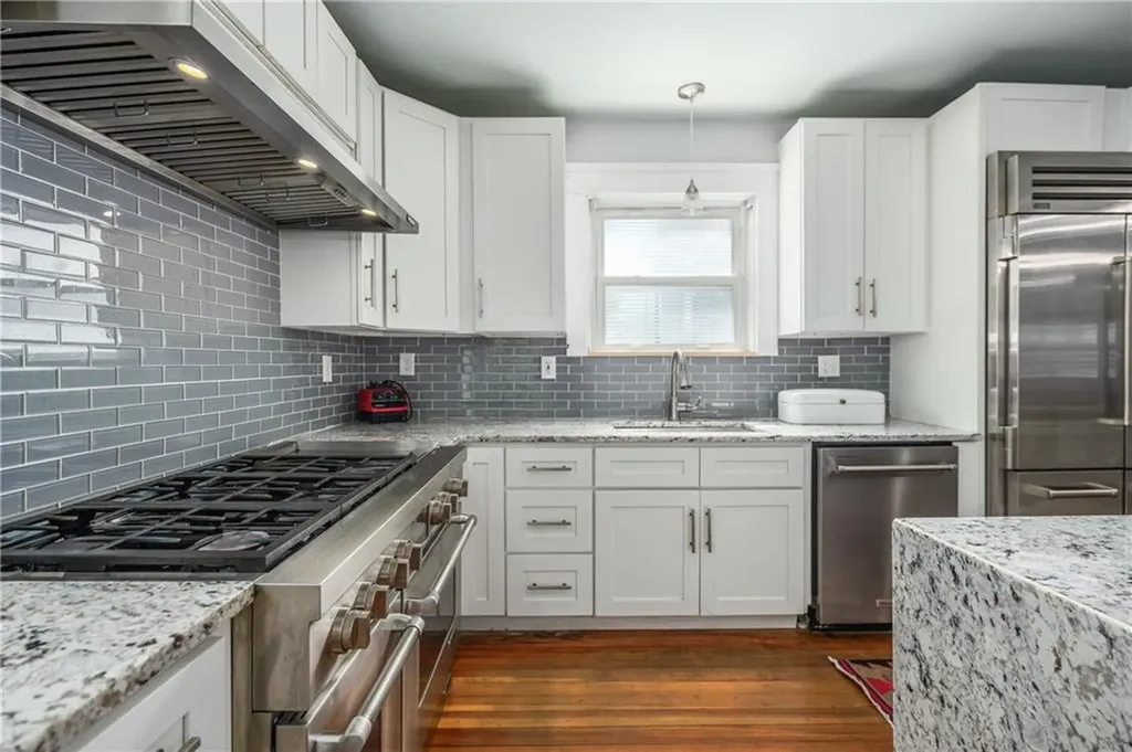 190 Lexington Avenue Providence RI 02907