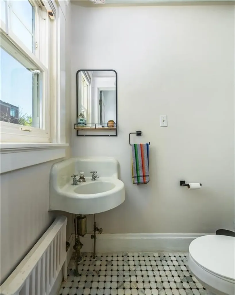 190 Lexington Avenue Providence RI 02907