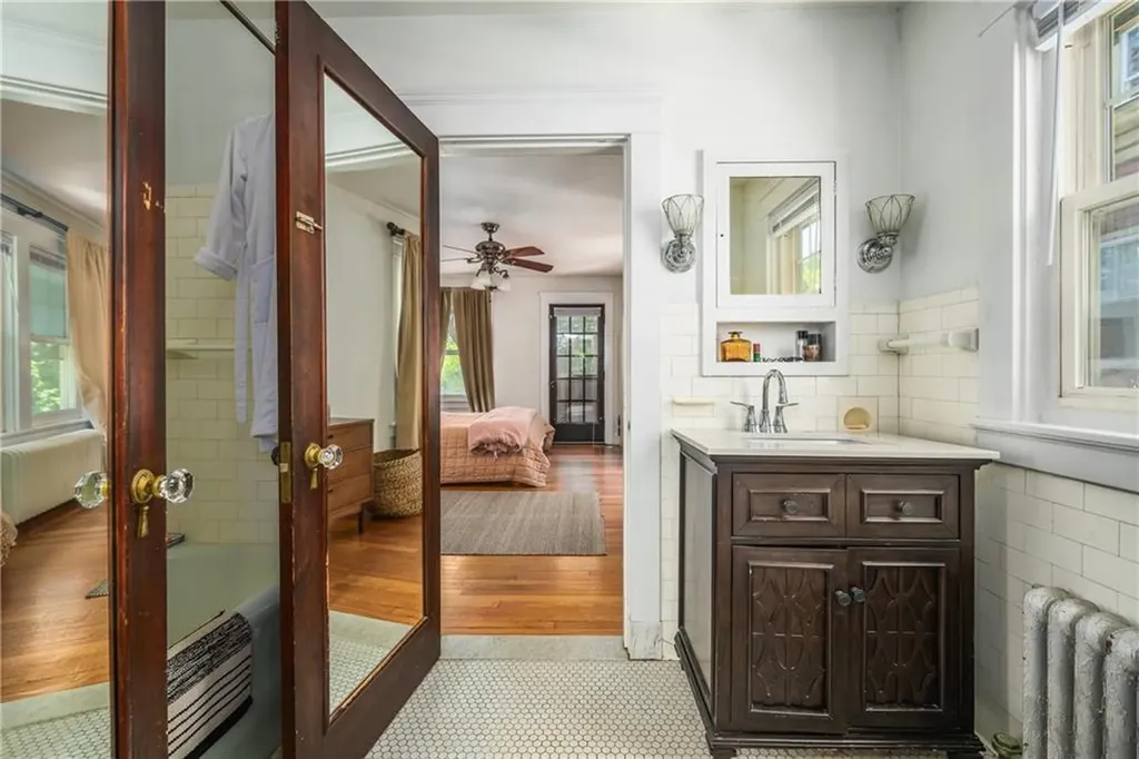 190 Lexington Avenue Providence RI 02907