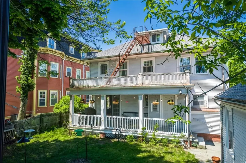 190 Lexington Avenue Providence RI 02907