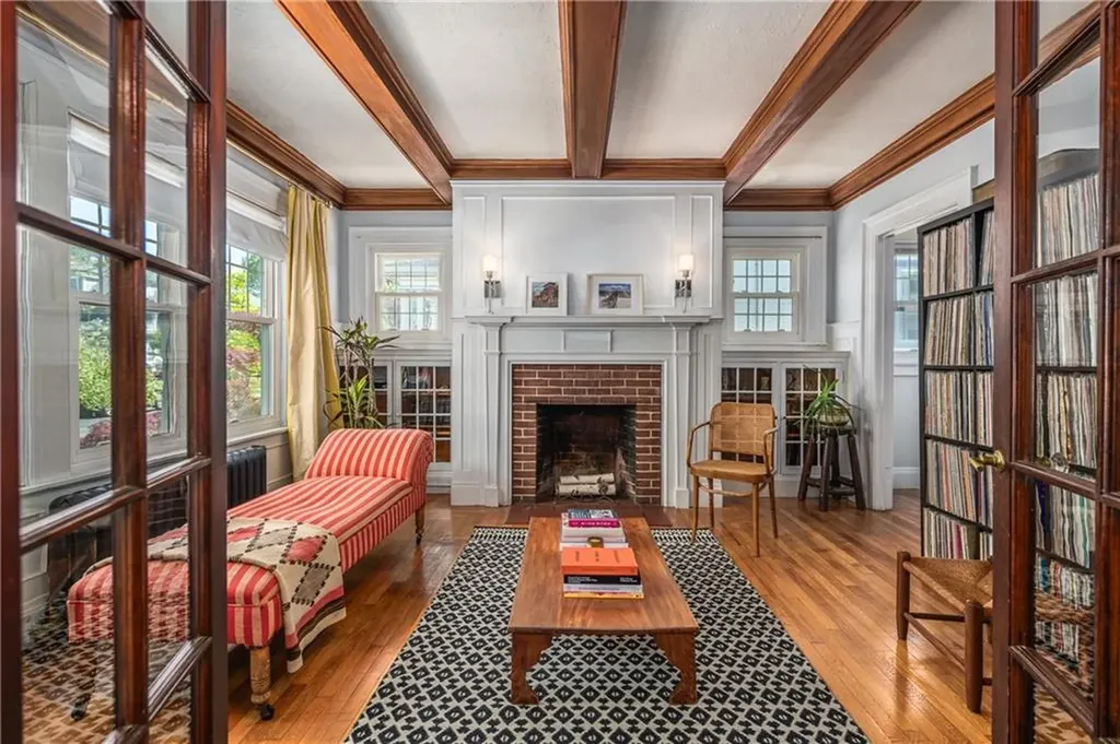 190 Lexington Avenue Providence RI 02907