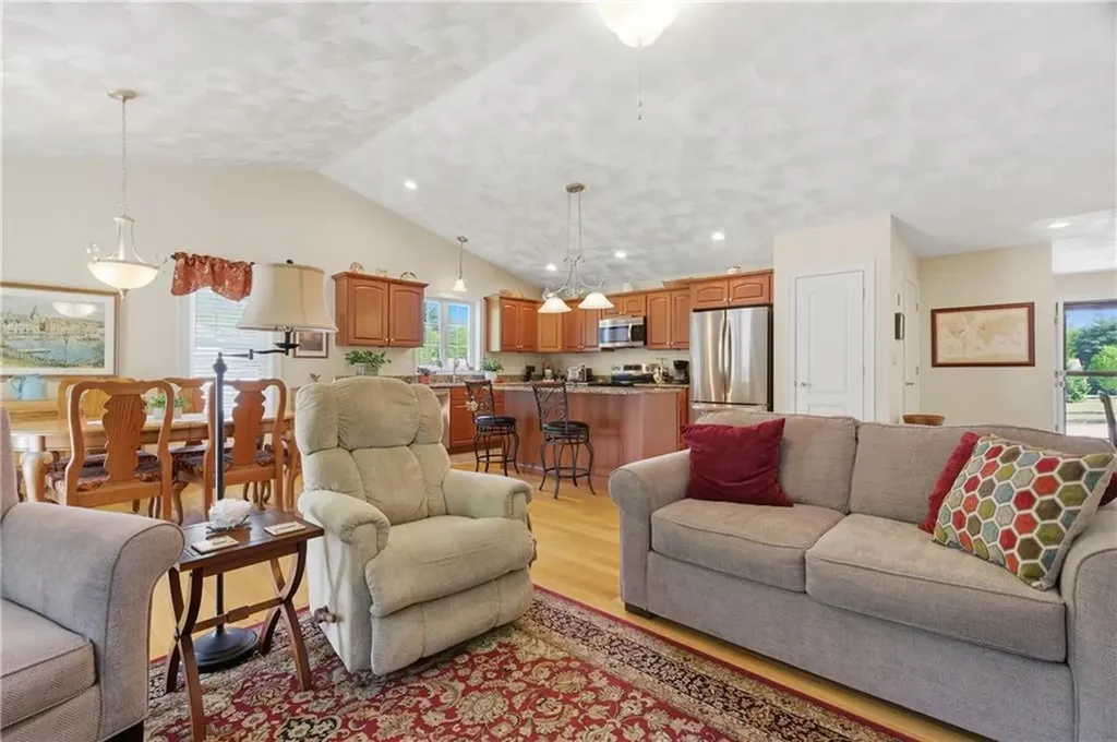 72 Country Meadow Lane Glocester RI 02814