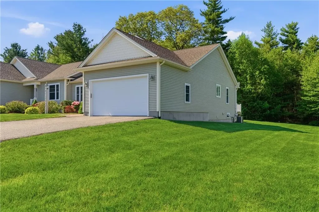 72 Country Meadow Lane Glocester RI 02814