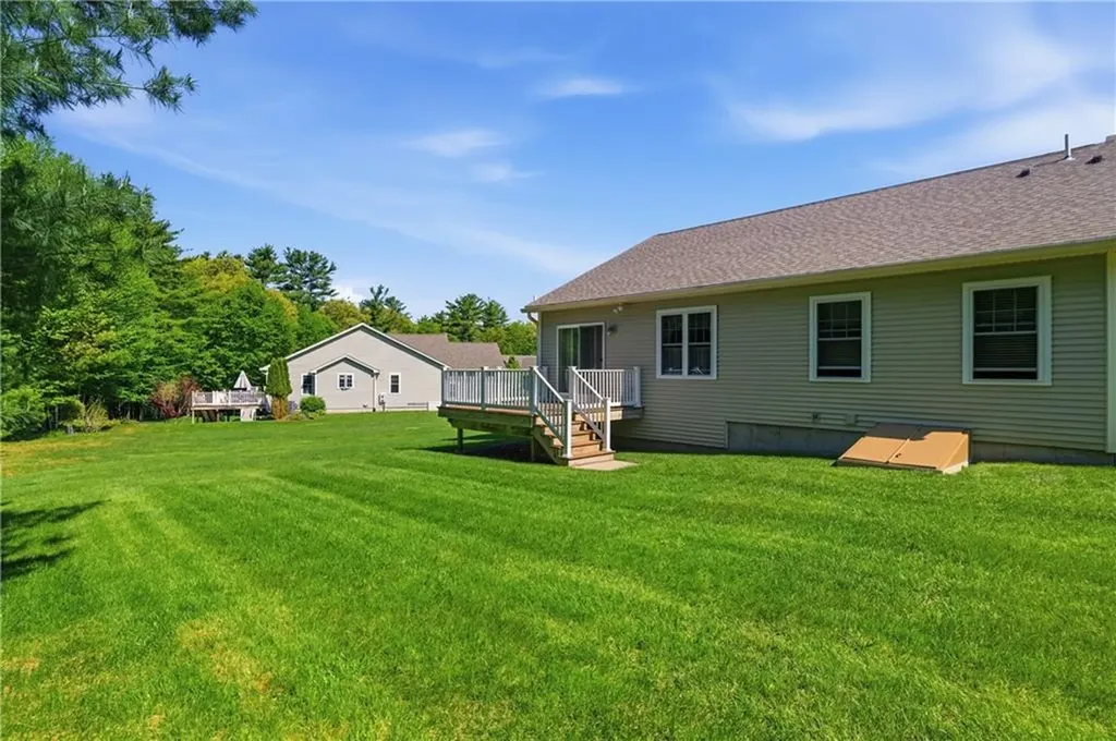 72 Country Meadow Lane Glocester RI 02814