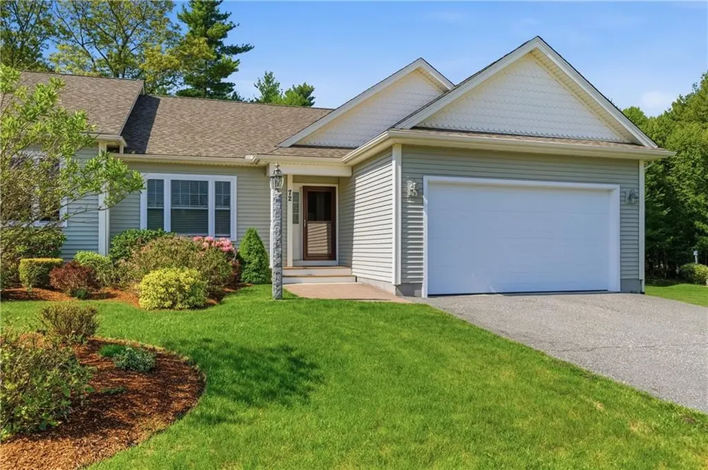 72 Country Meadow Lane Glocester RI 02814