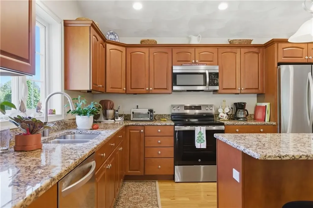 72 Country Meadow Lane Glocester RI 02814