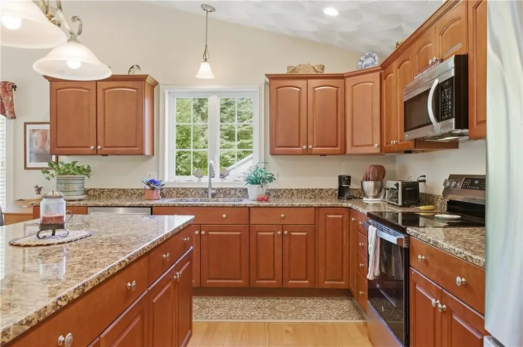 72 Country Meadow Lane Glocester RI 02814