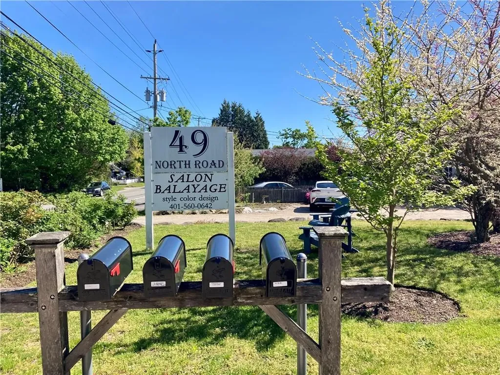 49 North Road Jamestown RI 02835