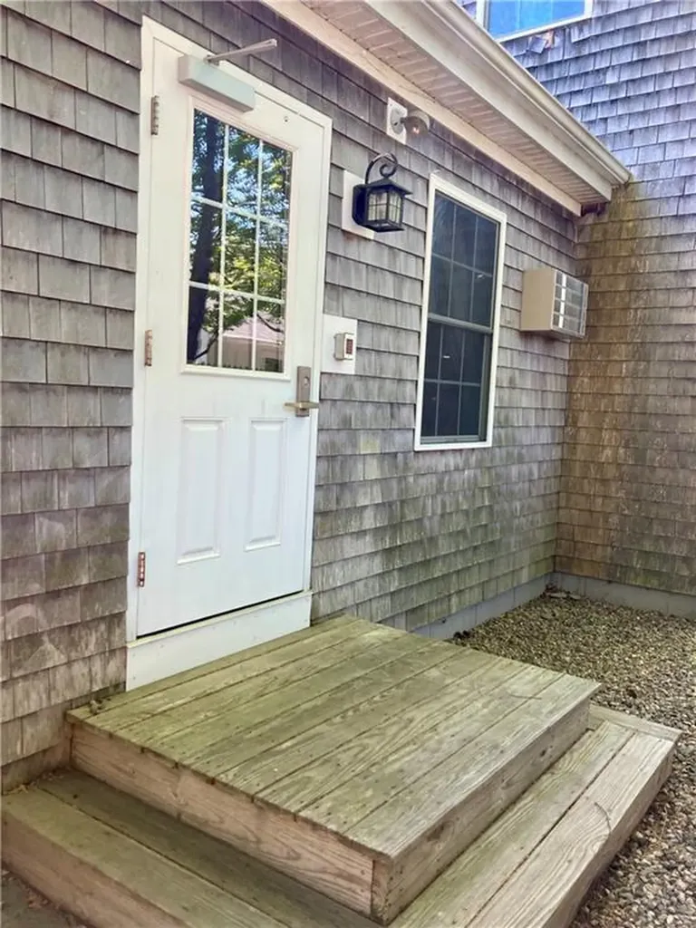 49 North Road Jamestown RI 02835