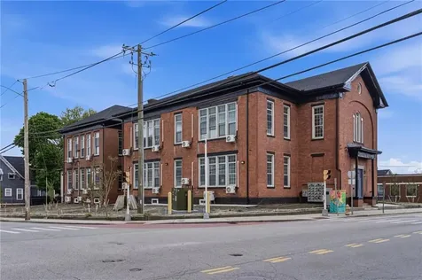 387 Broad Street Central Falls RI 02863