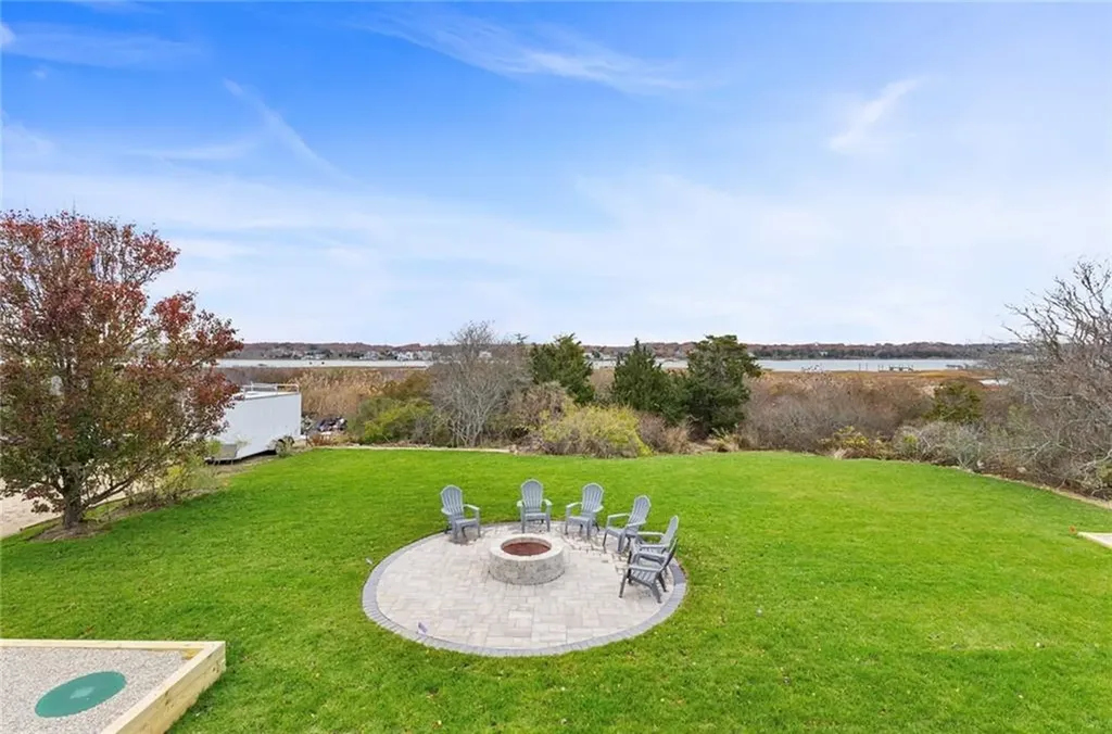 446 Atlantic Avenue Westerly RI 02891