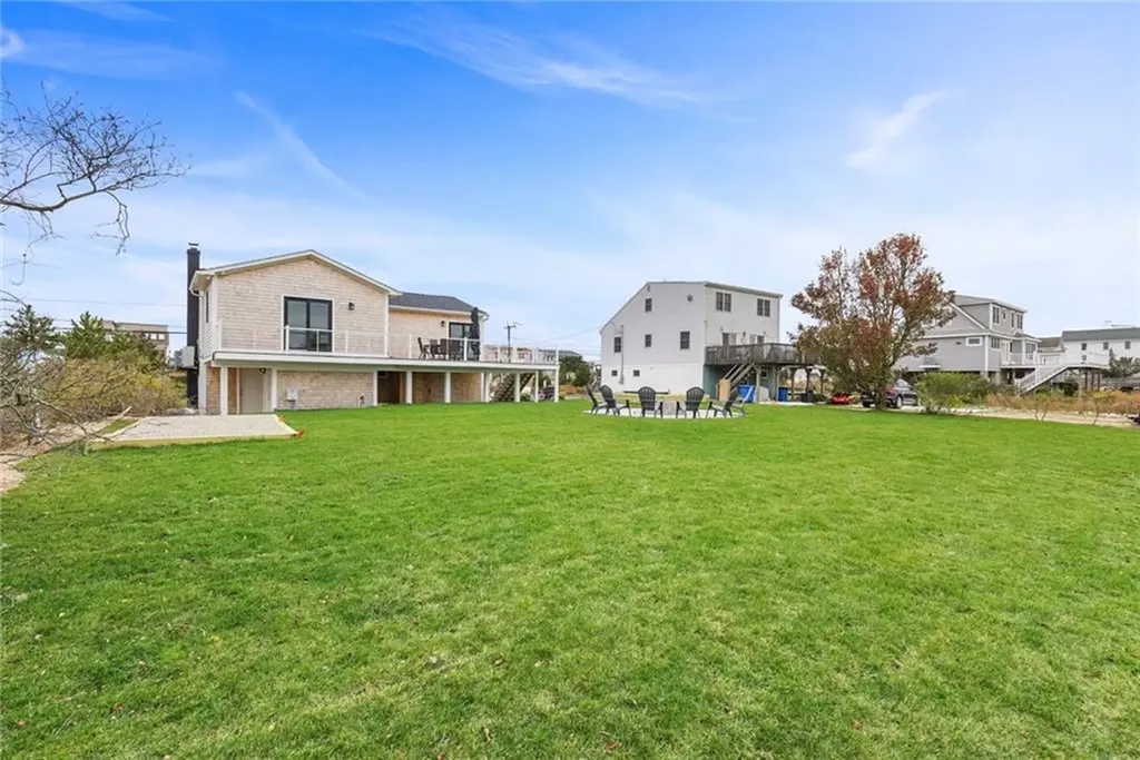 446 Atlantic Avenue Westerly RI 02891