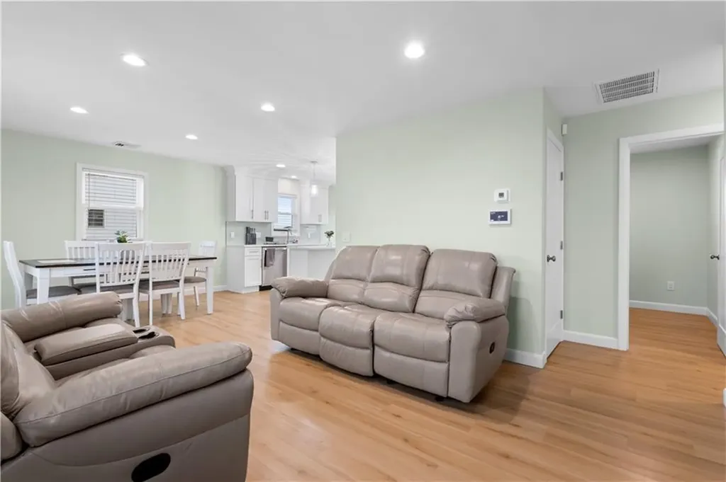 446 Atlantic Avenue Westerly RI 02891