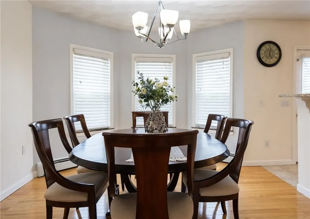 34 Shore Road East Providence RI 02915