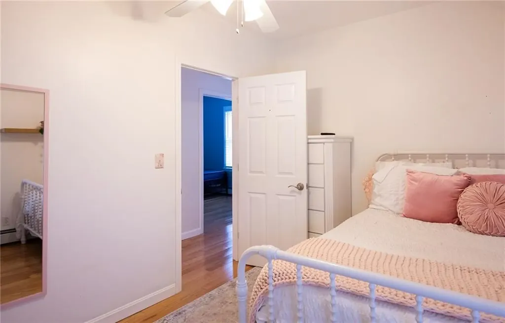 34 Shore Road East Providence RI 02915