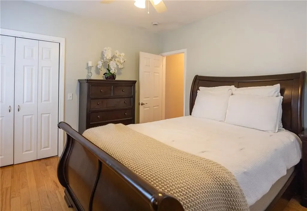34 Shore Road East Providence RI 02915