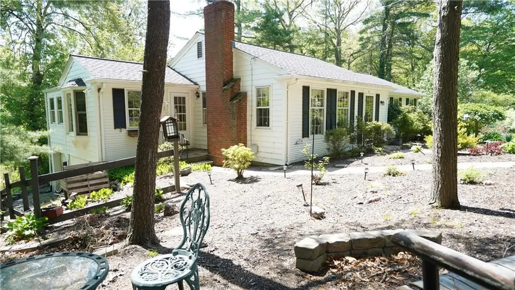 70 Westwood Park Circle Attleboro MA 02703