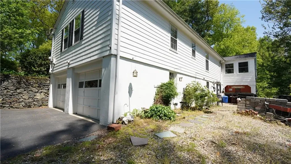 70 Westwood Park Circle Attleboro MA 02703