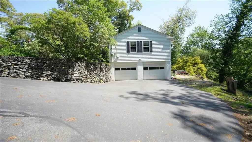 70 Westwood Park Circle Attleboro MA 02703