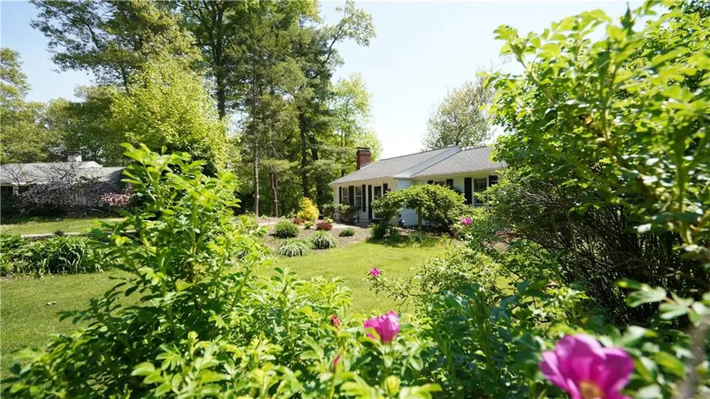 70 Westwood Park Circle Attleboro MA 02703