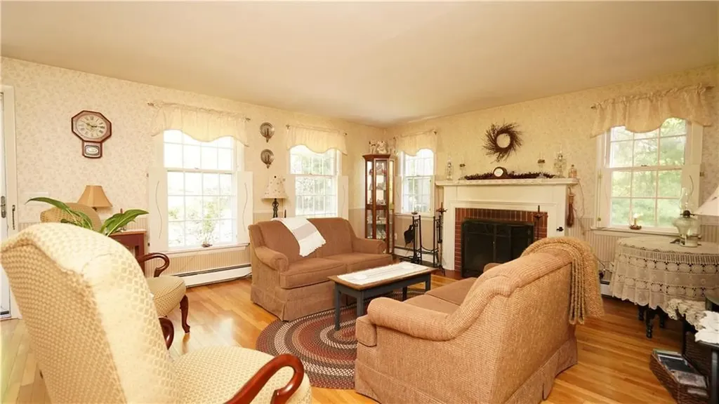 70 Westwood Park Circle Attleboro MA 02703