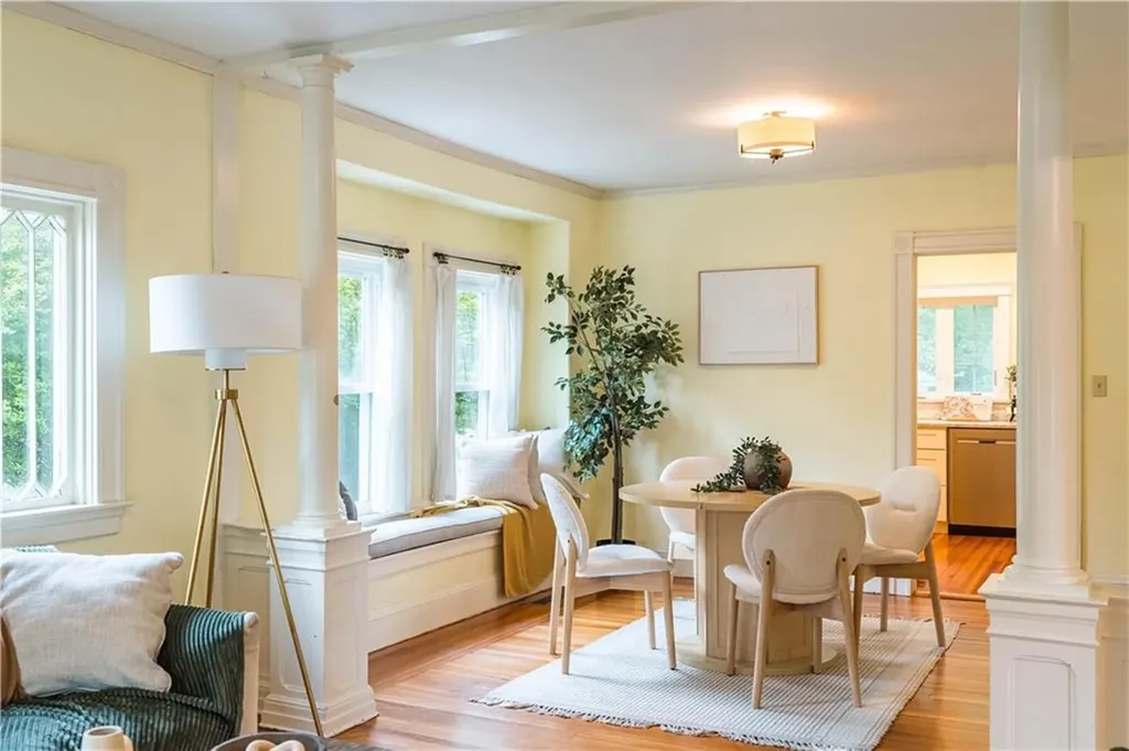 1335 Pawtucket Avenue East Providence RI 02916