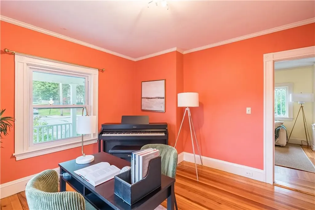 1335 Pawtucket Avenue East Providence RI 02916