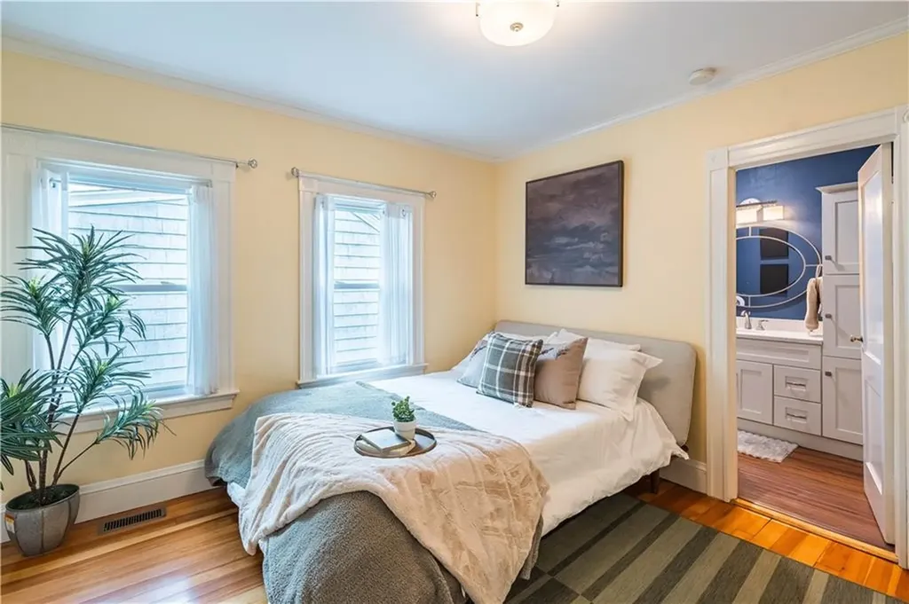 1335 Pawtucket Avenue East Providence RI 02916