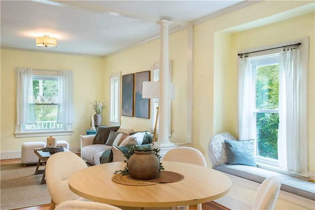 1335 Pawtucket Avenue East Providence RI 02916