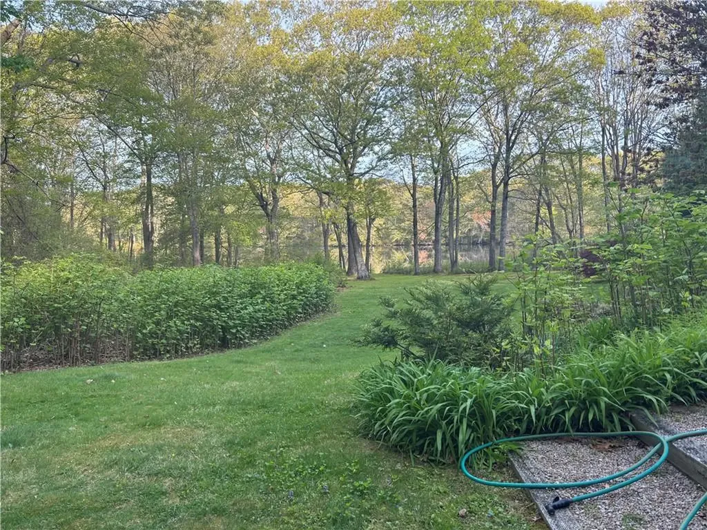 000 Oakwoods Drive South Kingstown RI 02879