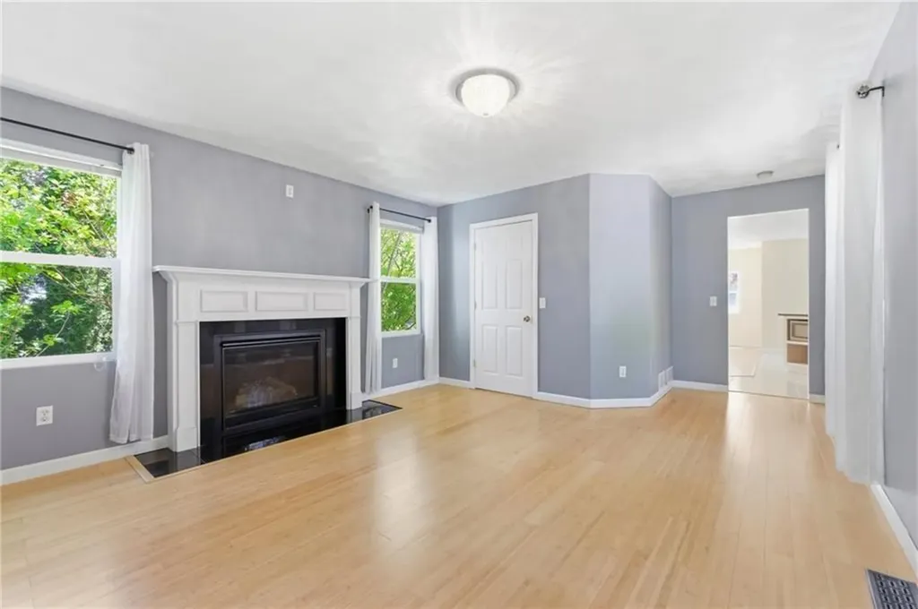 57 Hunters Crossing Drive Coventry RI 02816