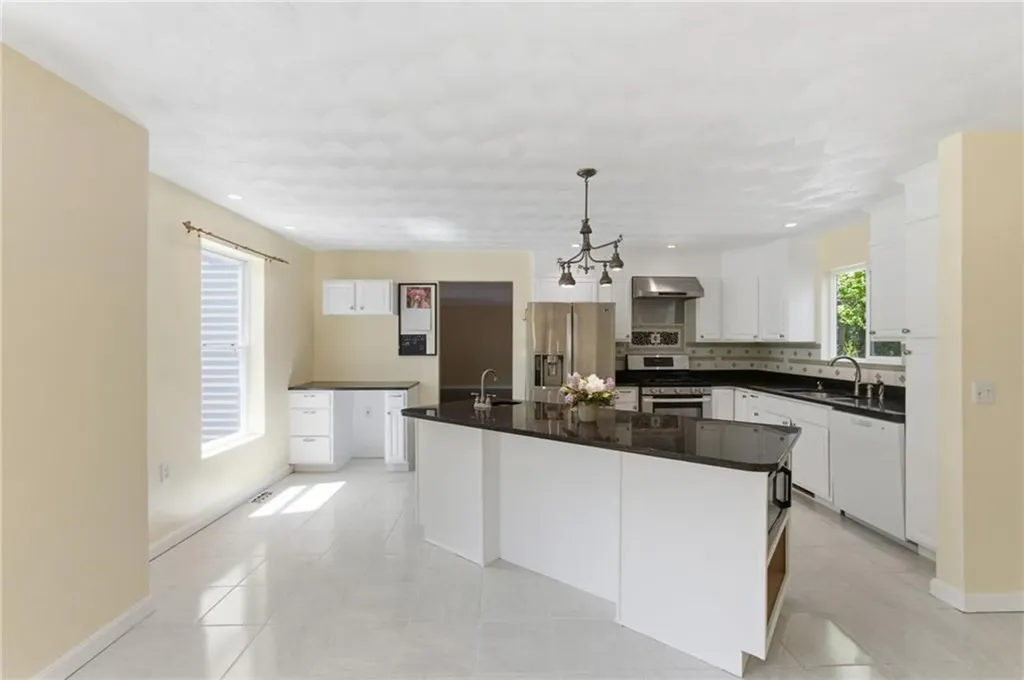 57 Hunters Crossing Drive Coventry RI 02816
