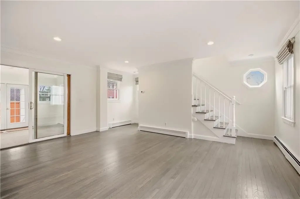 51 Callender Avenue Newport RI 02840