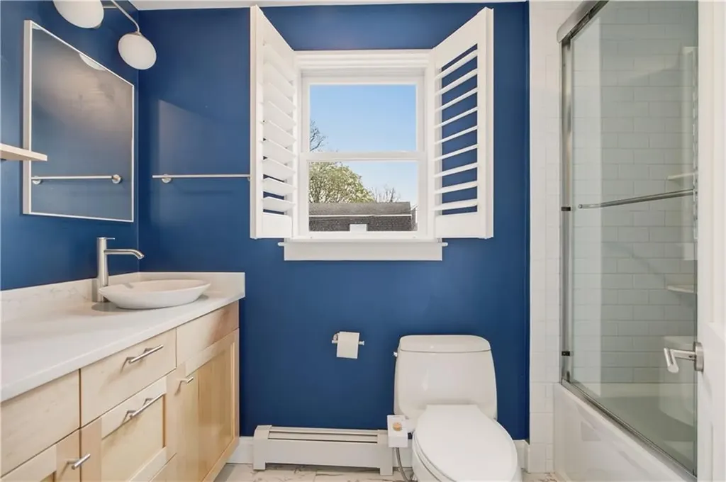 51 Callender Avenue Newport RI 02840